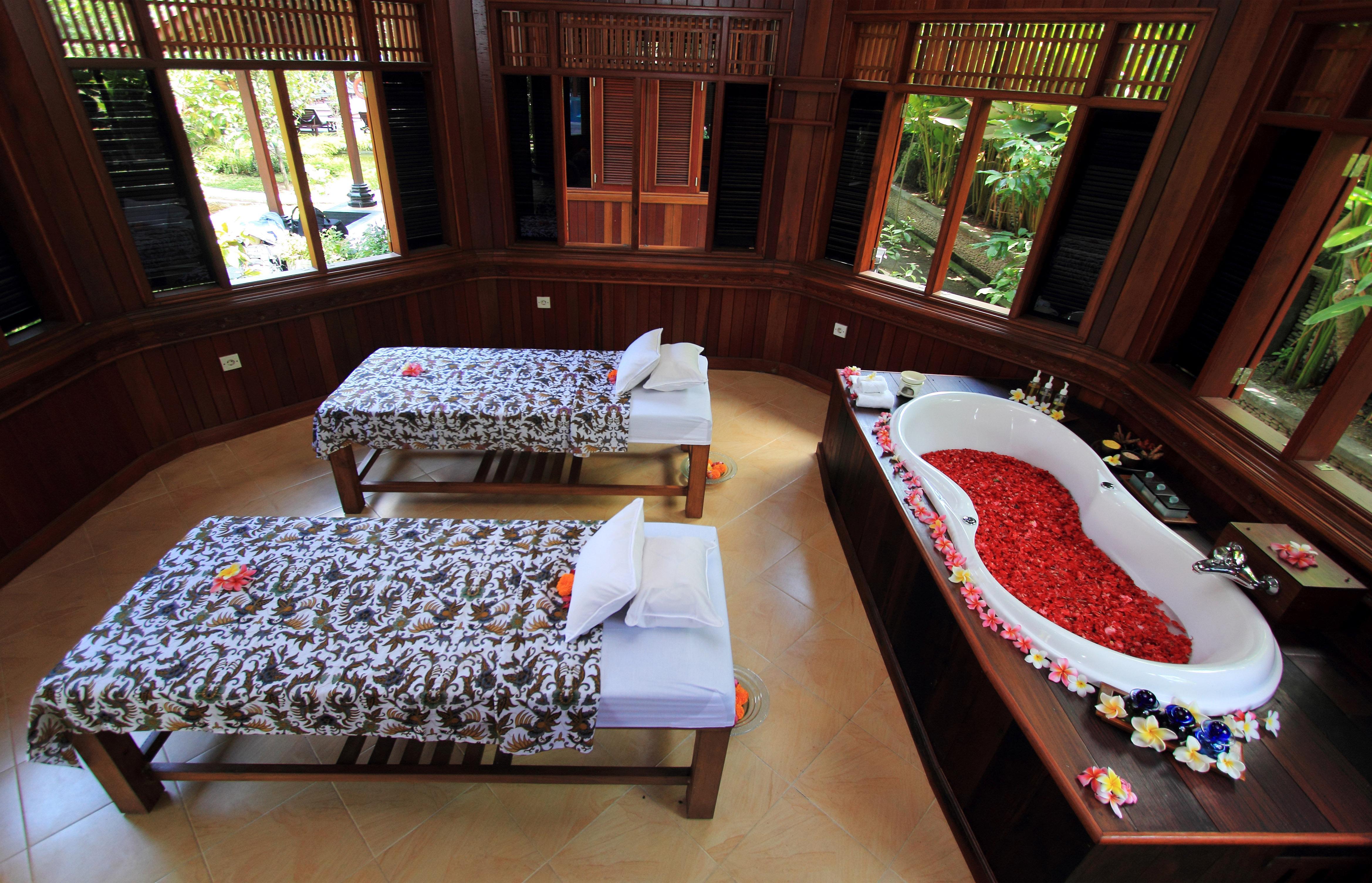 Bhuwana Ubud Hotel And Farming Exterior foto